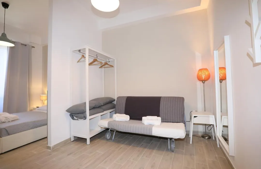 Unique Luxury Apartment And Rooms-1